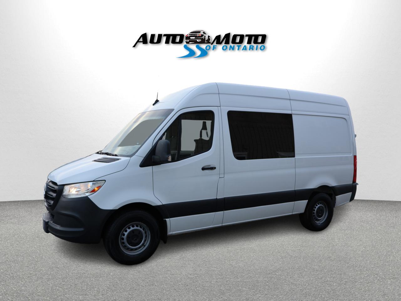 2020 Mercedes-Benz Sprinter 2500 144" CERTIFIED *ACCIDENT FREE* NAVI CAMERA CRUISE BLUETOOTH LANE CHANGE ALERT Photo