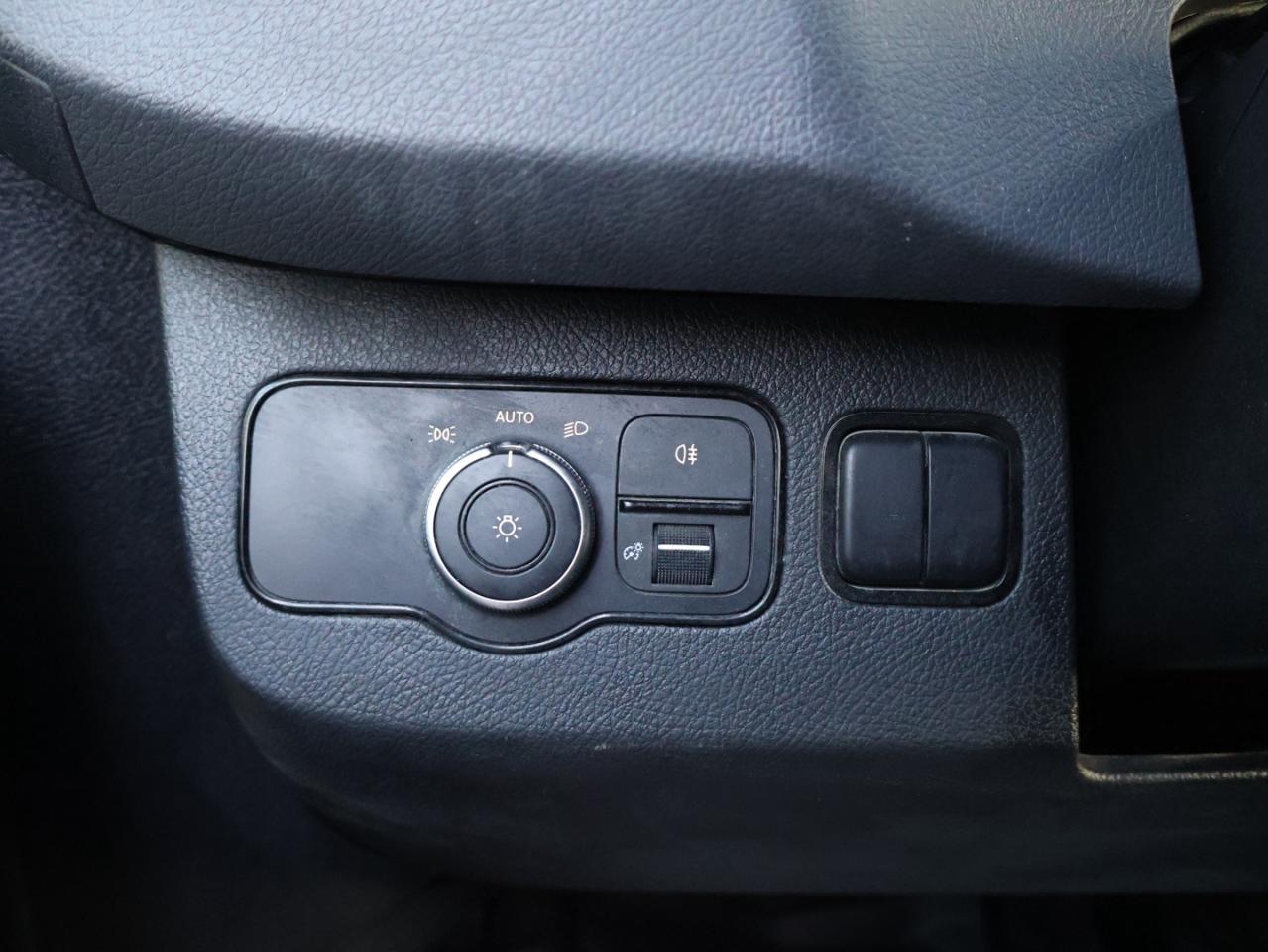 2020 Mercedes-Benz Sprinter 2500 144" CERTIFIED *ACCIDENT FREE* NAVI CAMERA CRUISE BLUETOOTH LANE CHANGE ALERT Photo