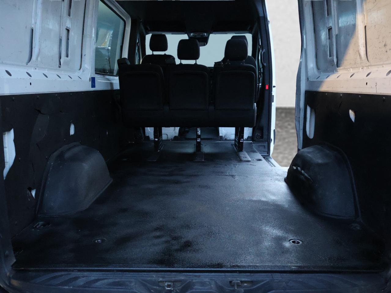 2020 Mercedes-Benz Sprinter 2500 144" CERTIFIED *ACCIDENT FREE* NAVI CAMERA CRUISE BLUETOOTH LANE CHANGE ALERT Photo