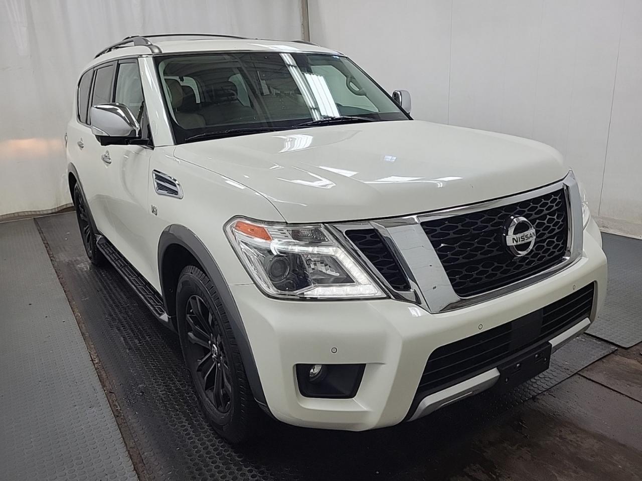 2018 Nissan Armada PLATINUM PKG 4WD - Blind Spot Monitor - Navigation !!! Photo0
