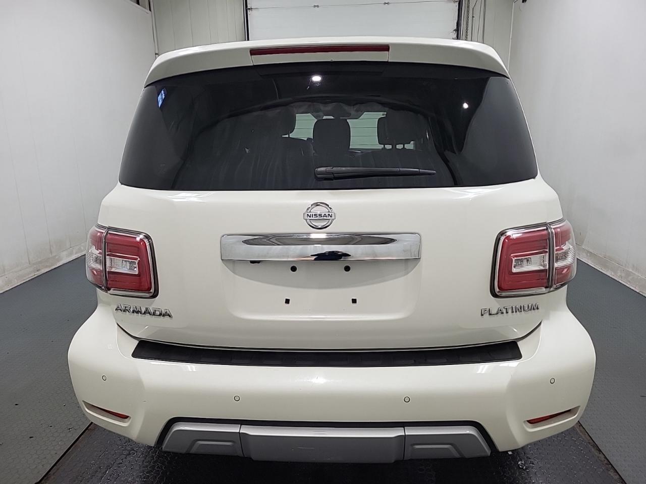 2018 Nissan Armada PLATINUM PKG 4WD - Blind Spot Monitor - Navigation !!! Photo