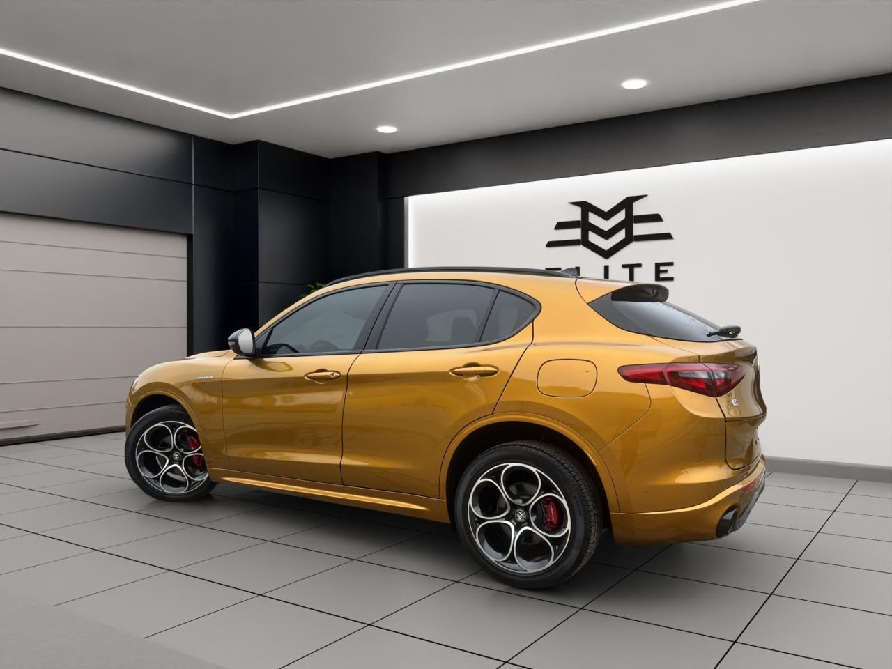 2022 Alfa Romeo Stelvio VELOCE AWD - Blind Spot Monitor - Low Kms !!! Photo