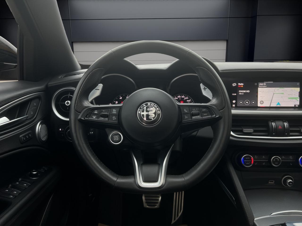 2022 Alfa Romeo Stelvio VELOCE AWD - Blind Spot Monitor - Low Kms !!! Photo