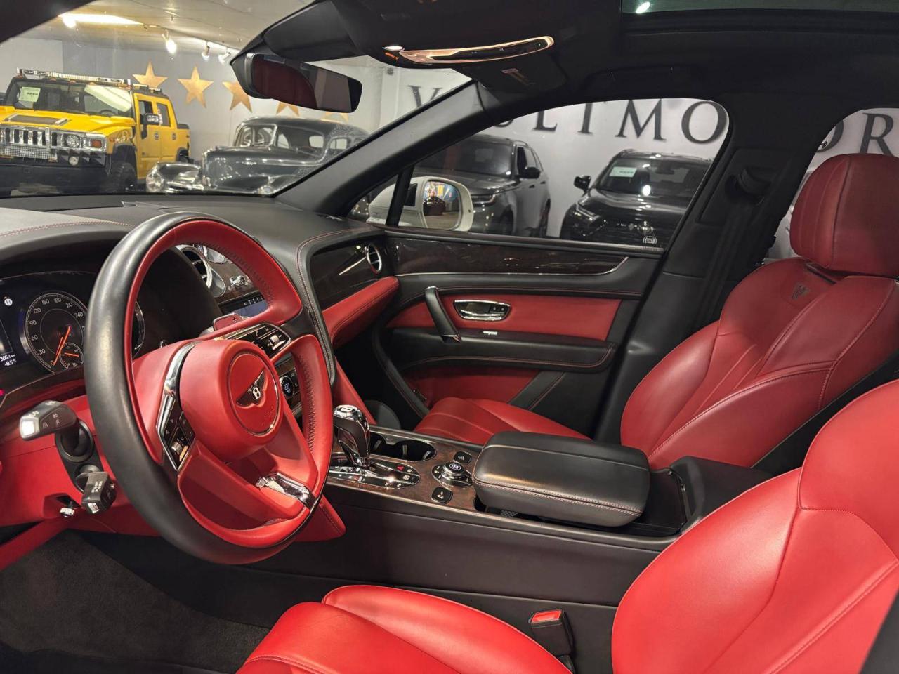 2019 Bentley Bentayga V8 AWD 12 SERVICE RECORDS Photo