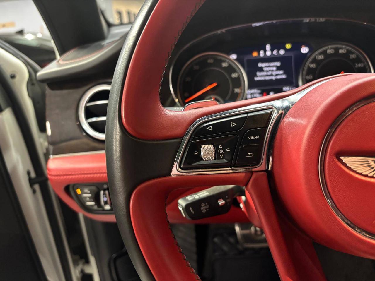 2019 Bentley Bentayga V8 AWD 12 SERVICE RECORDS Photo