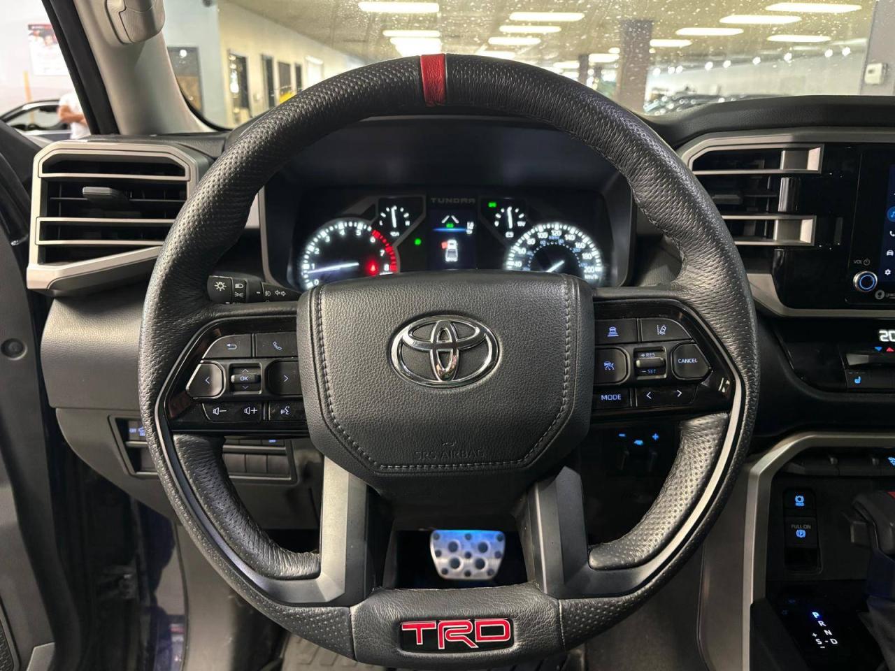 2024 Toyota Tundra 4x4 Crewmax SR Photo