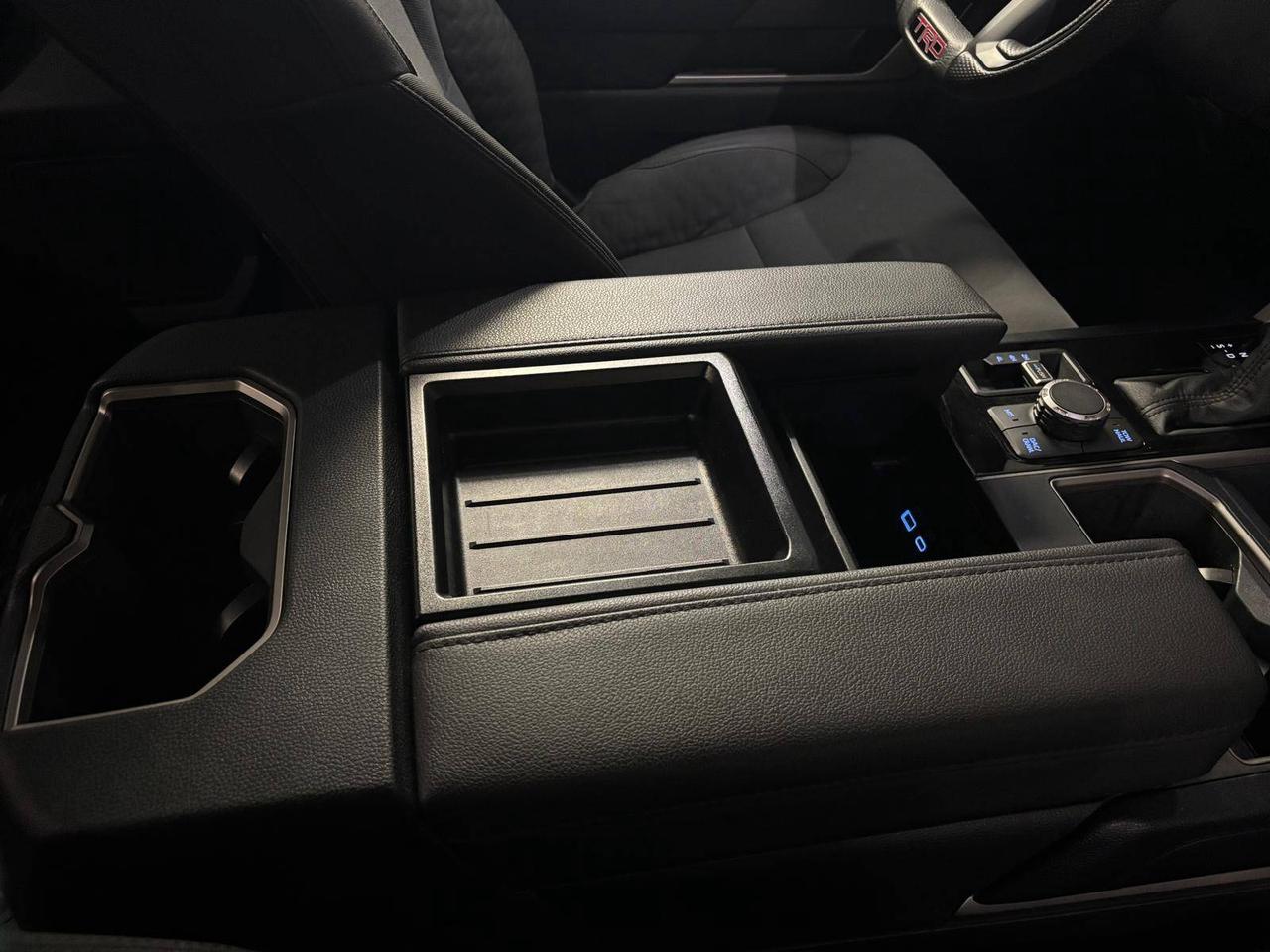 2024 Toyota Tundra 4x4 Crewmax SR Photo