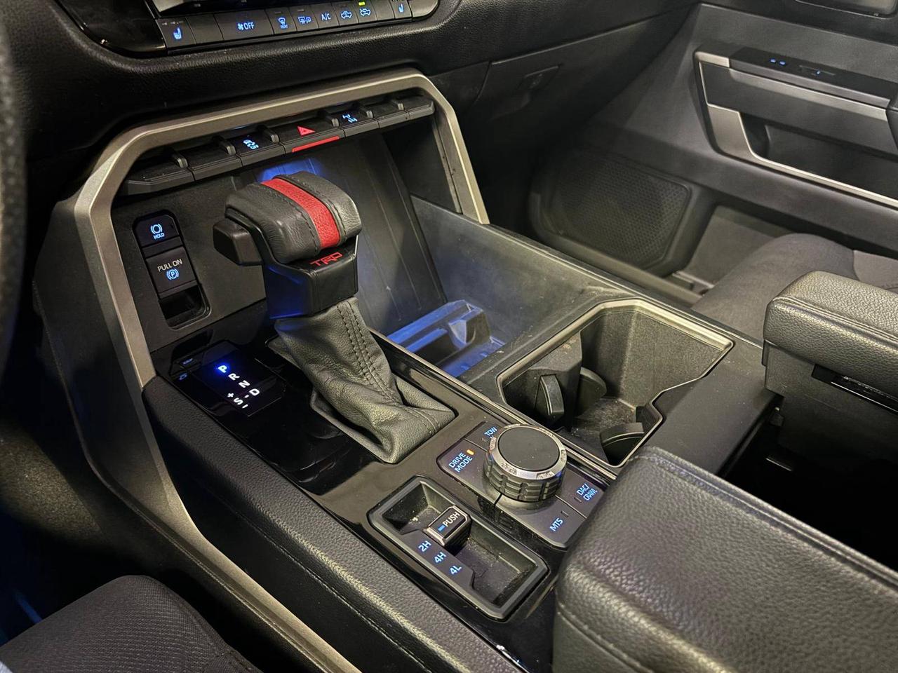 2024 Toyota Tundra 4x4 Crewmax SR Photo