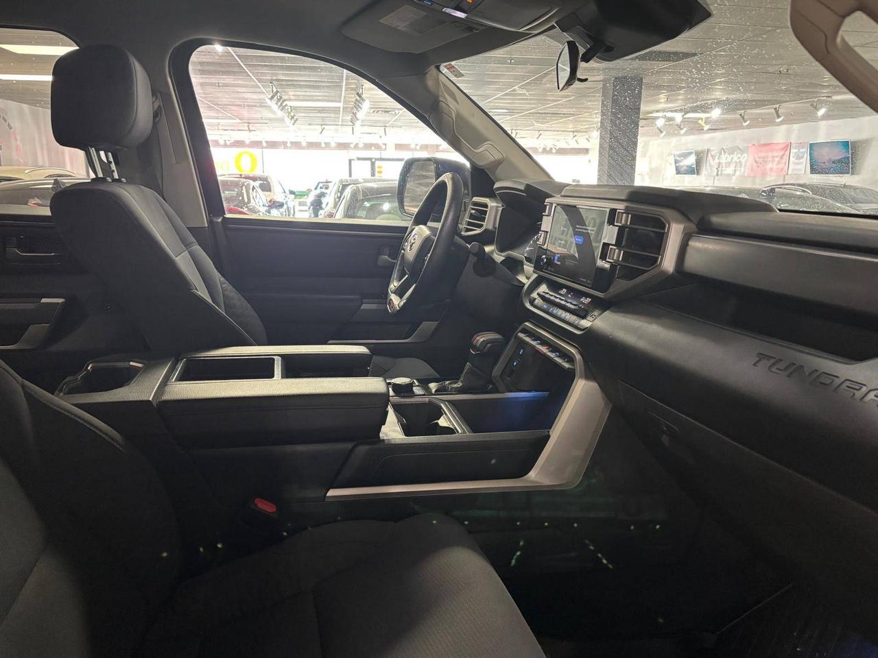 2024 Toyota Tundra 4x4 Crewmax SR Photo