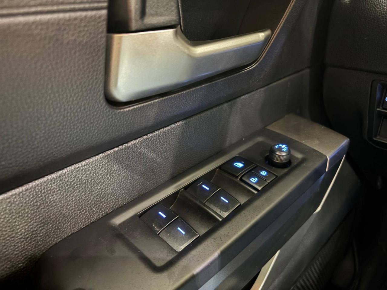 2024 Toyota Tundra 4x4 Crewmax SR Photo