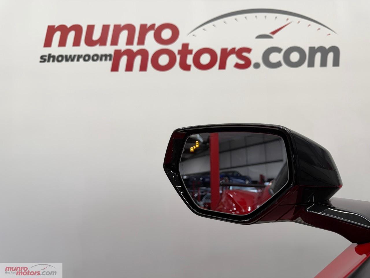 2022 Chevrolet Corvette Stingray Convertible 2LT Photo