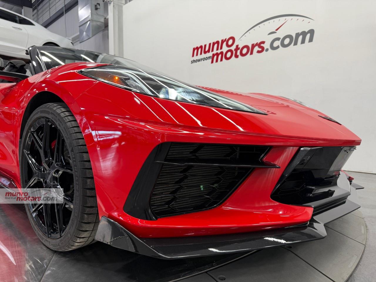 2022 Chevrolet Corvette Stingray Convertible 2LT Photo