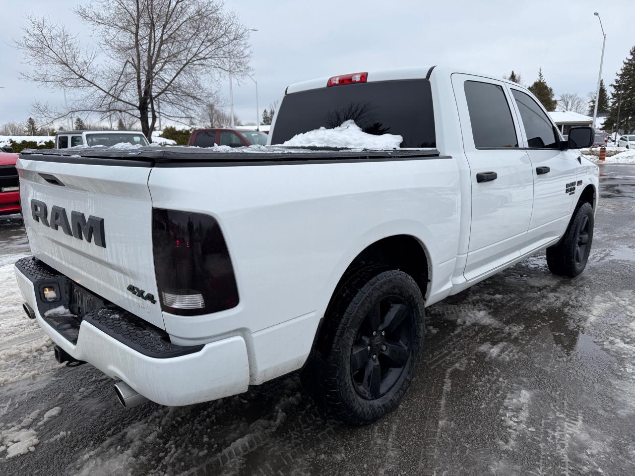 2021 RAM 1500 Classic Tradesman Heated Steering and Seats! AutoStart! Photo4