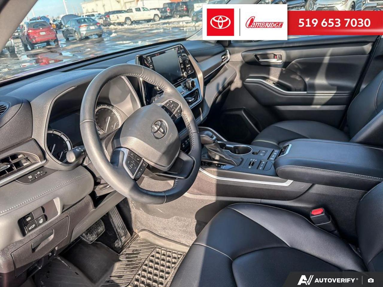 2022 Toyota Highlander XLE Photo