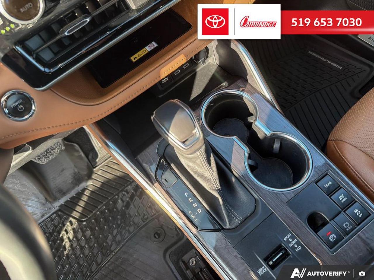 2023 Toyota Highlander Hybrid Limited Photo