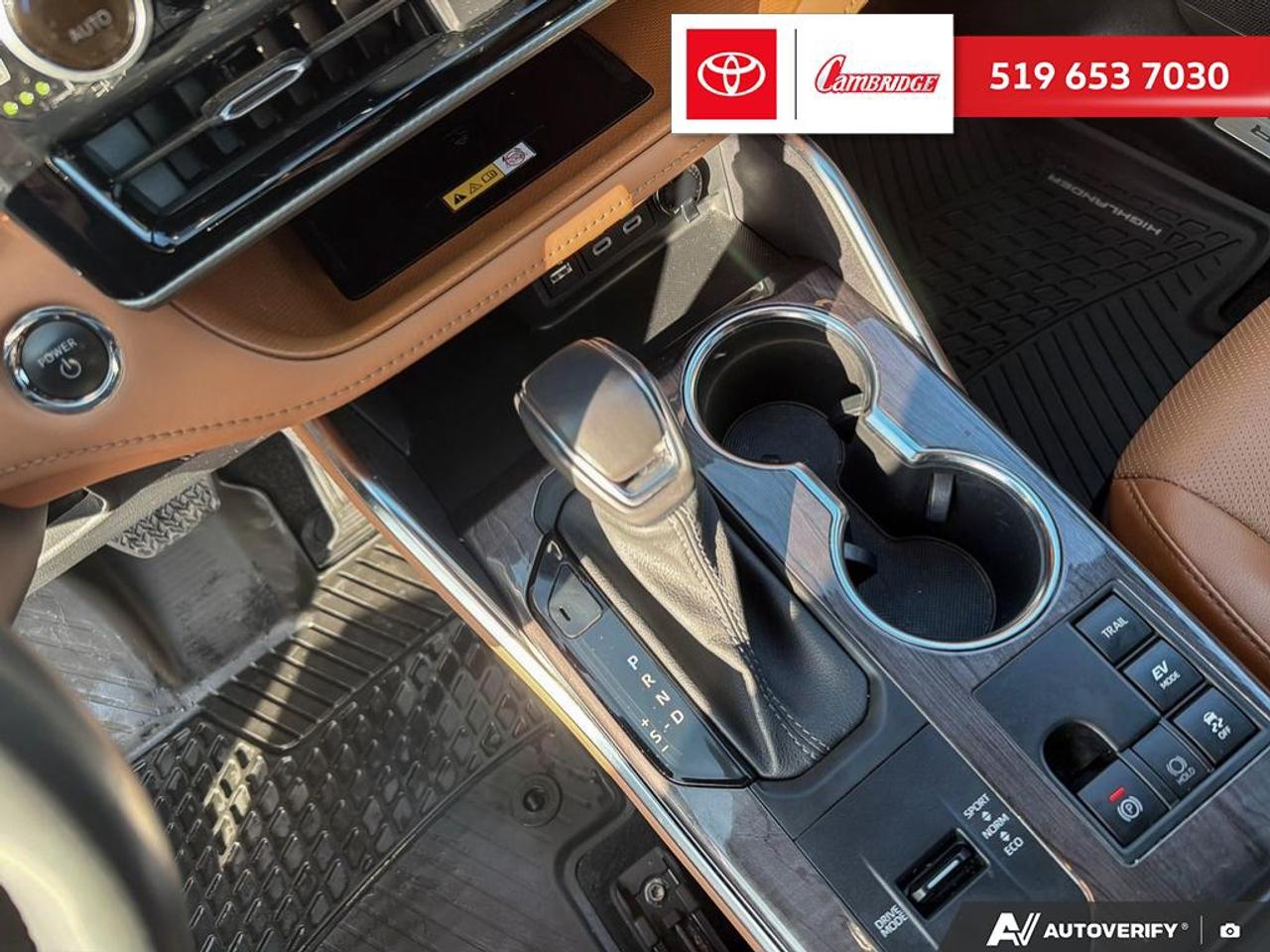 2023 Toyota Highlander Hybrid Limited Photo