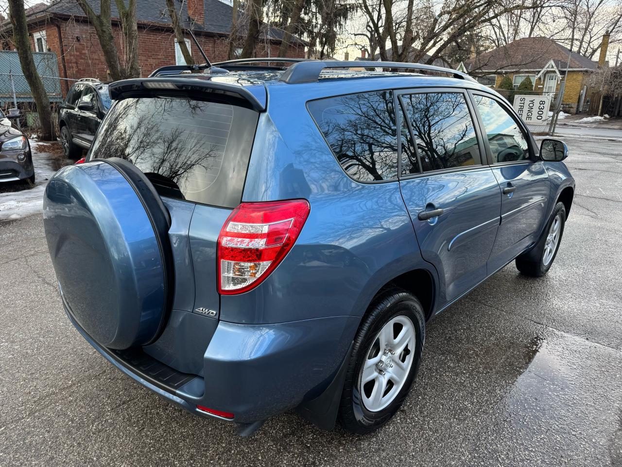 2012 Toyota RAV4 - 4WD Photo