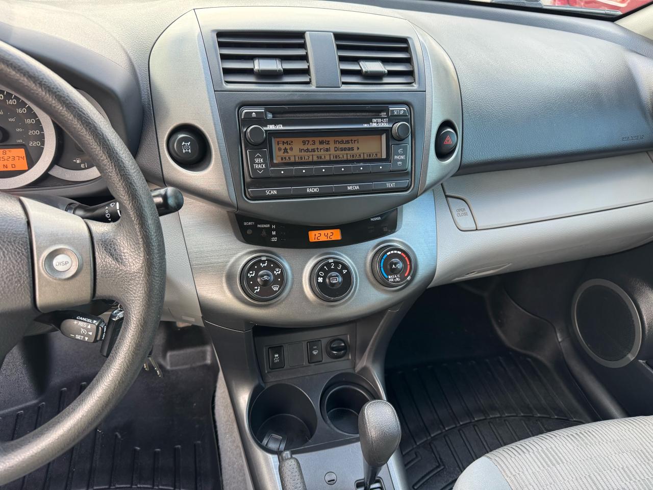 2012 Toyota RAV4 - 4WD Photo