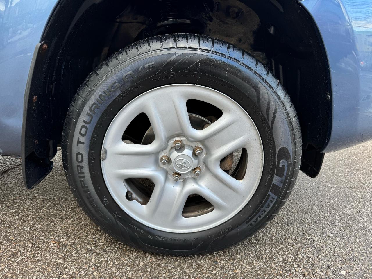 2012 Toyota RAV4 - 4WD Photo