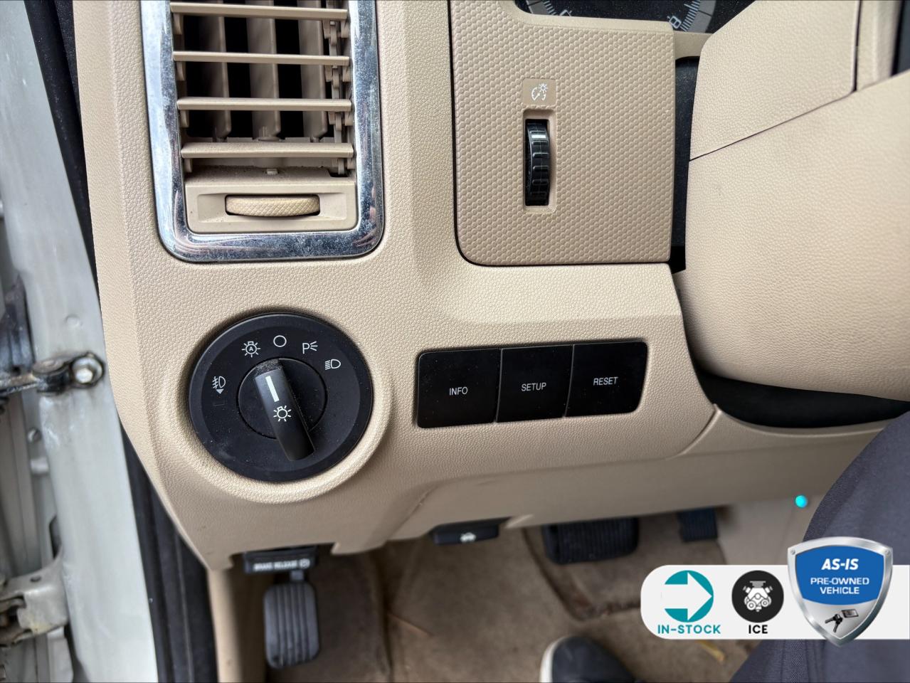 2008 Ford Escape Limited 600A | NO ACCIDENTS Photo