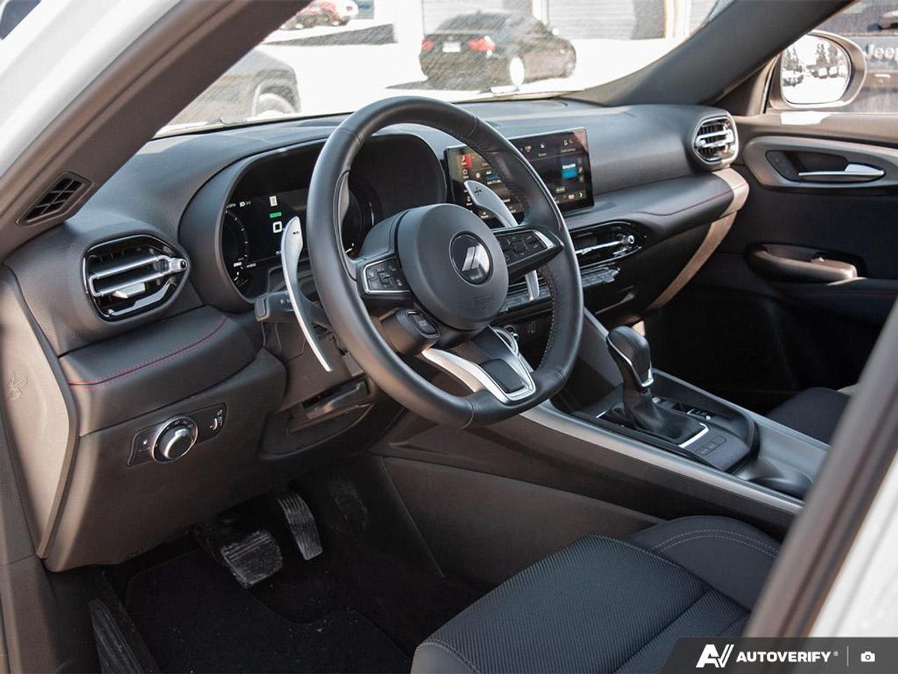 2024 Dodge Hornet PHEV R/T DEALER SERVICE LOANER Photo