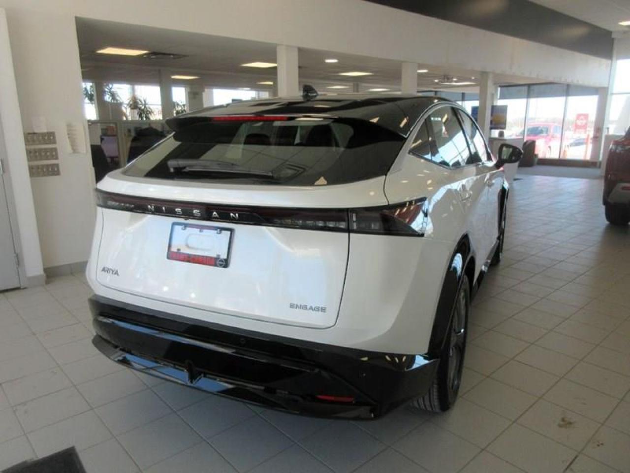 2023 Nissan Ariya ENGAGE Photo3