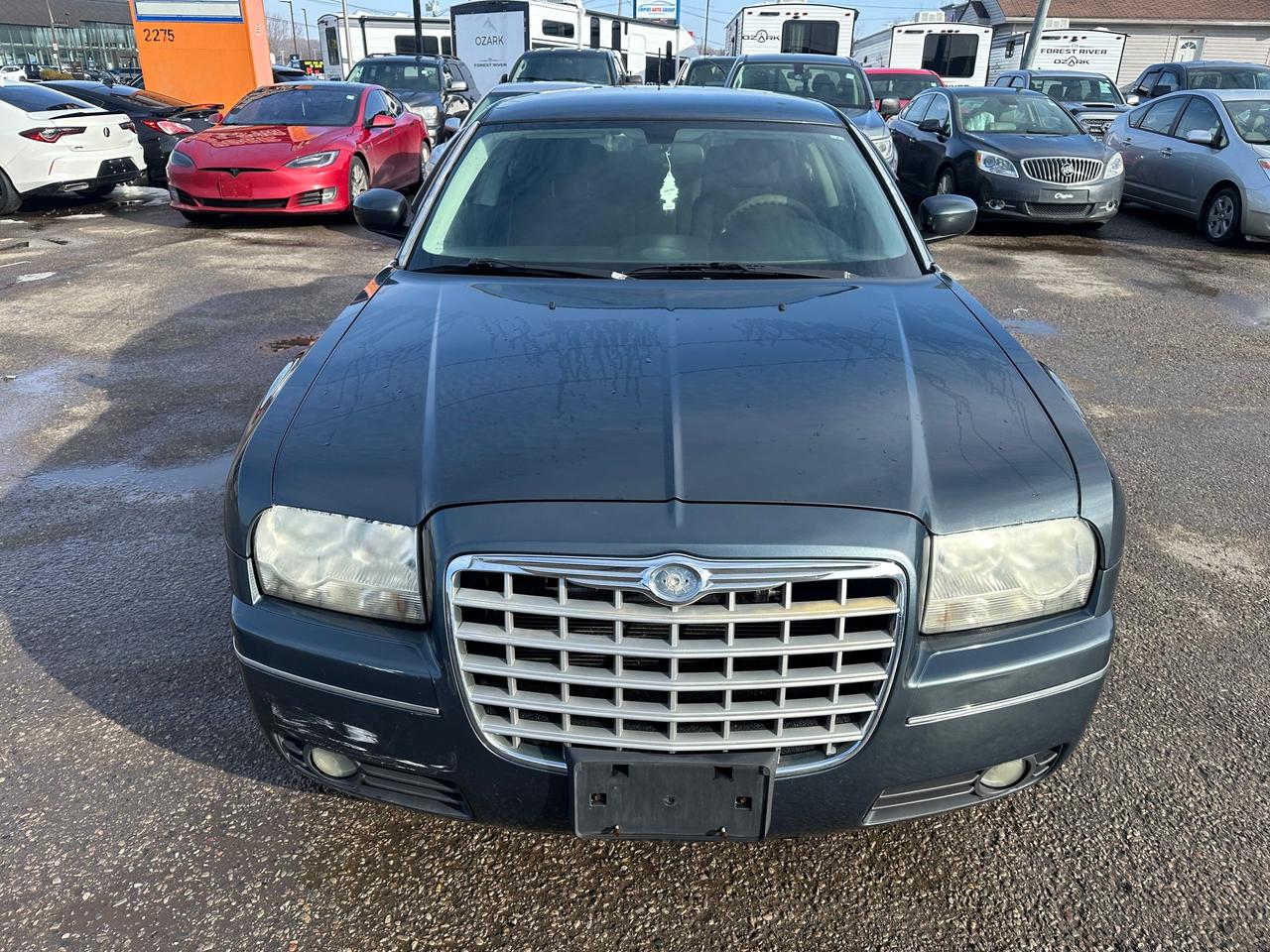 2008 Chrysler 300 Touring, WELL MAINTAINED, ONLY 110KMS, AS IS Photo