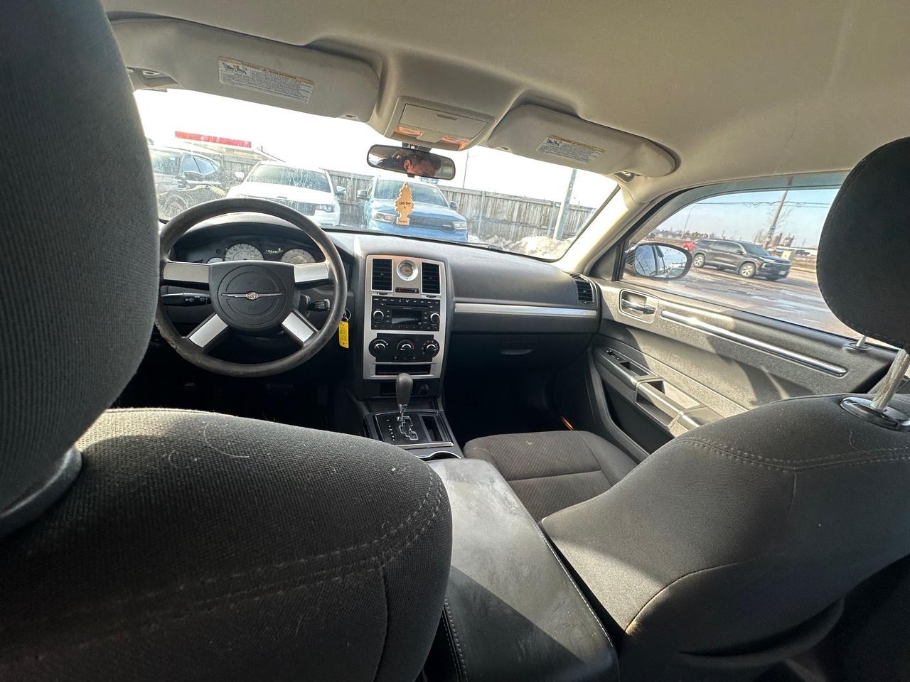 2008 Chrysler 300 Touring, WELL MAINTAINED, ONLY 110KMS, AS IS Photo