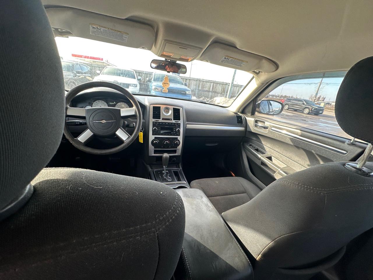 2008 Chrysler 300 Touring, WELL MAINTAINED, ONLY 110KMS, AS IS Photo