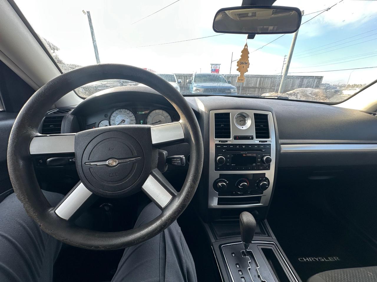 2008 Chrysler 300 Touring, WELL MAINTAINED, ONLY 110KMS, AS IS Photo