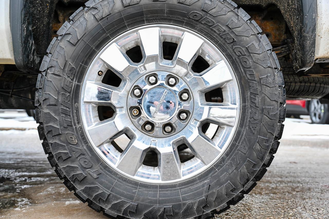 2018 GMC Sierra 2500 HD DIESEL | TVS | LEVEL KIT | 2500 |LED LIGHTING WOW! Photo4