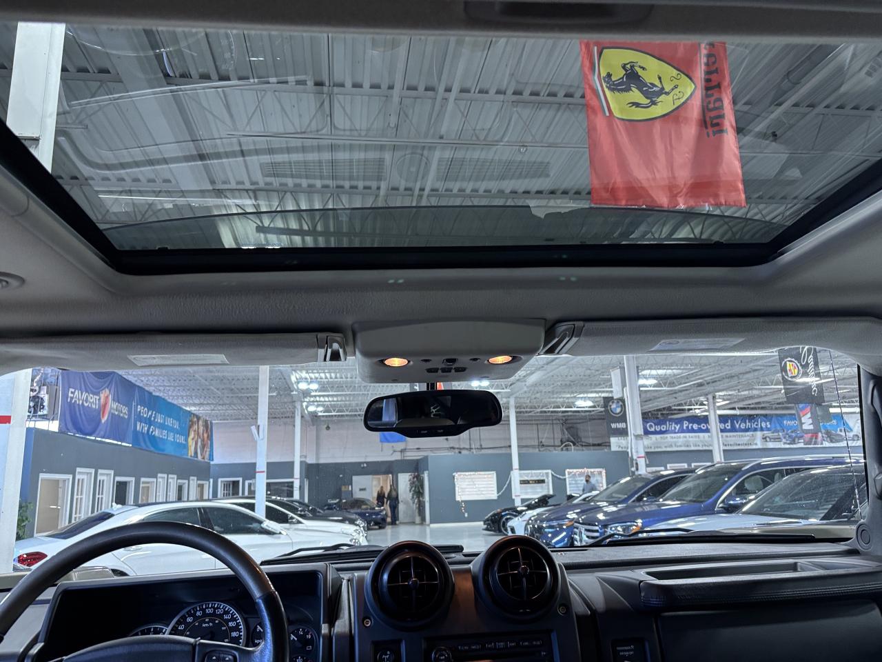 2005 Hummer H2 V8|4X4|BOSE|REARSCREENS|LEATHER|SUNROOF|ROOFRACK|+ Photo