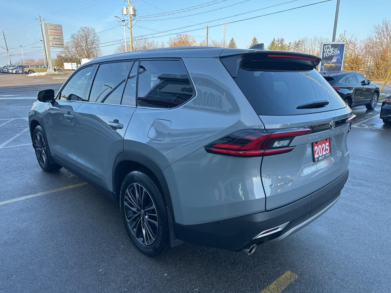 2025 Toyota Grand Highlander Hybrid Platinum MAX Photo