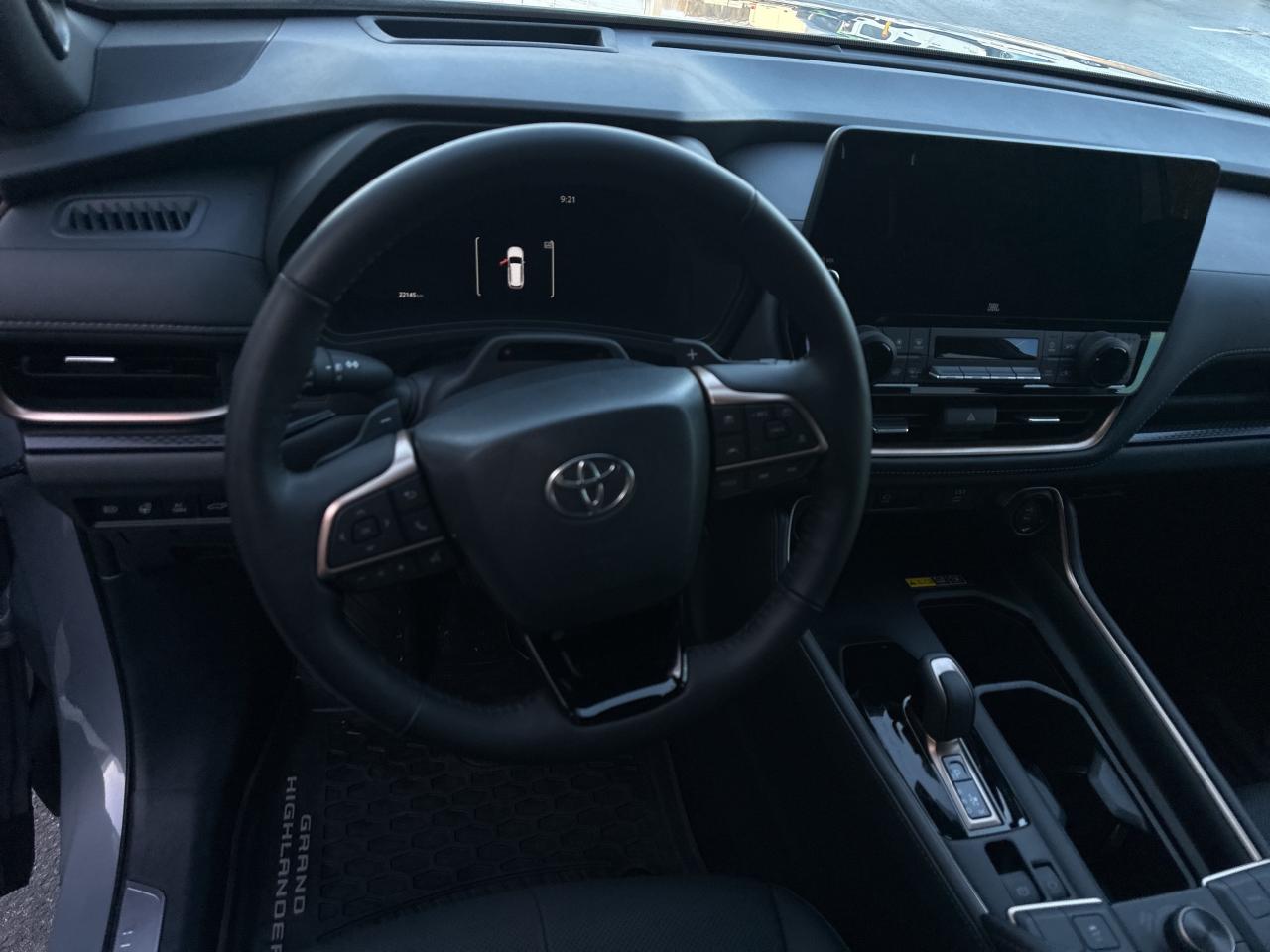 2025 Toyota Grand Highlander Hybrid Platinum MAX Photo