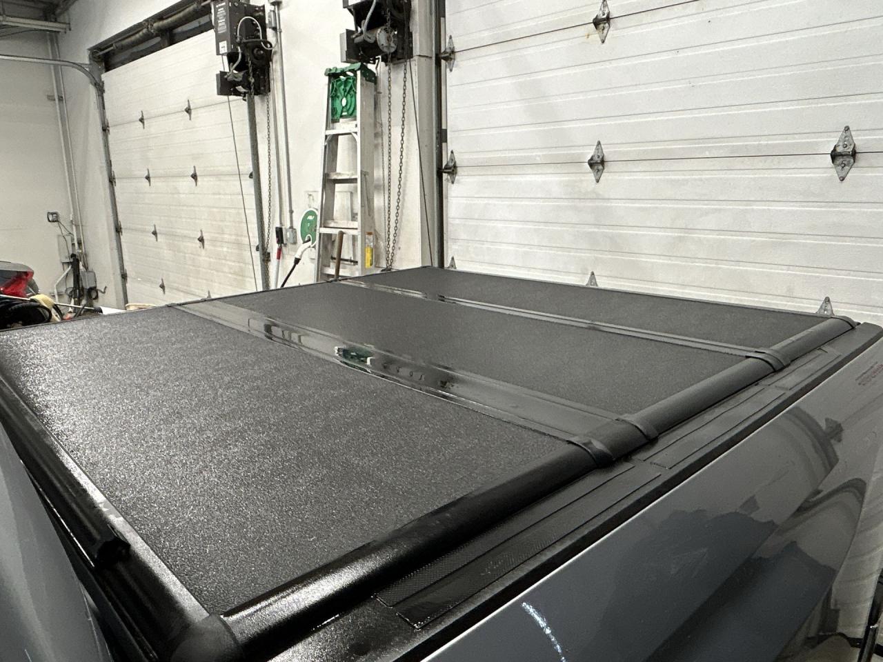 2020 Toyota Tundra 4X4 | CREWMAX | 5.7L V8 |HTD SEATS | CARPLAY | A/C Photo