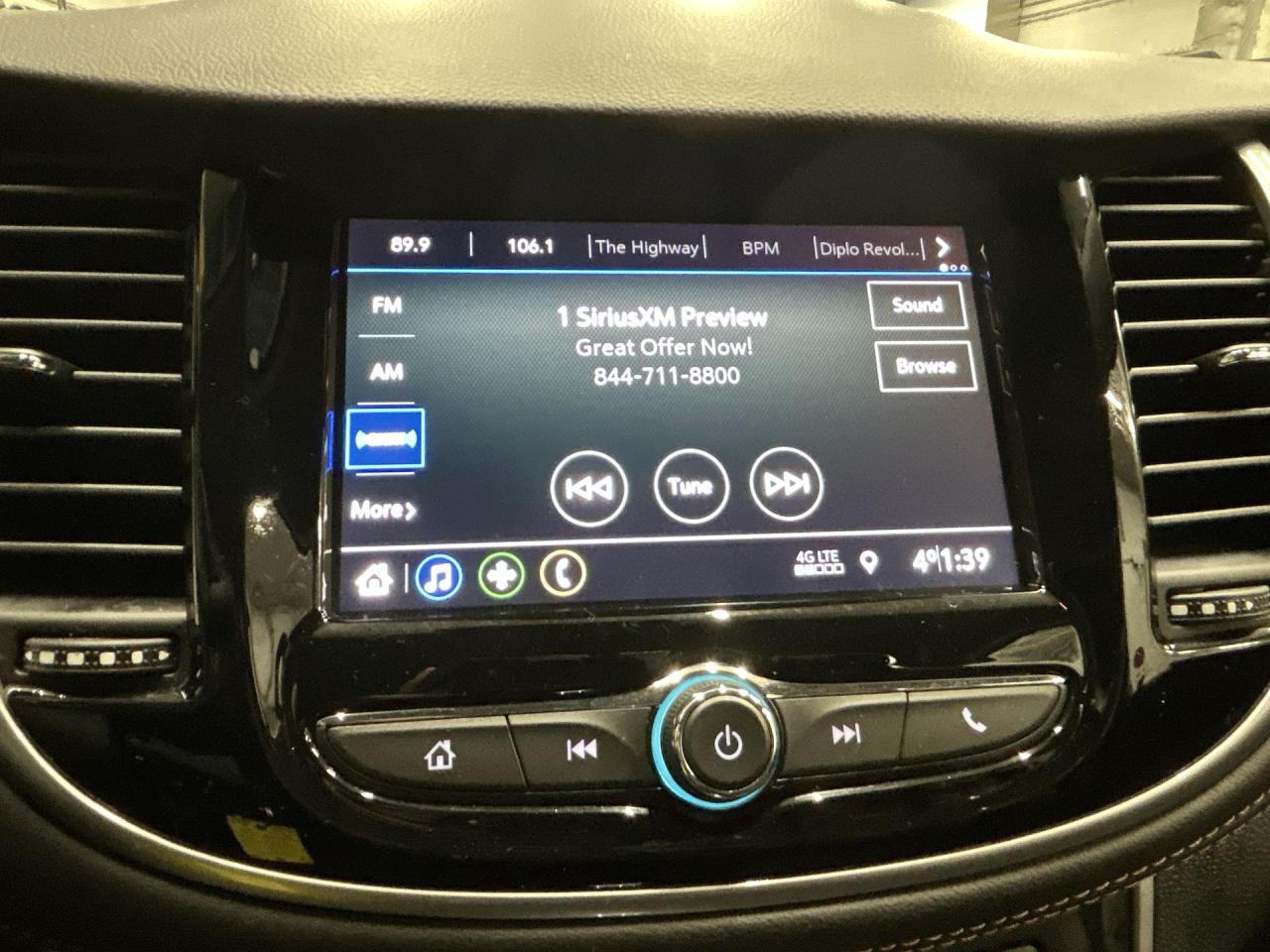 2022 Chevrolet Trax JUST LANDED Photo3