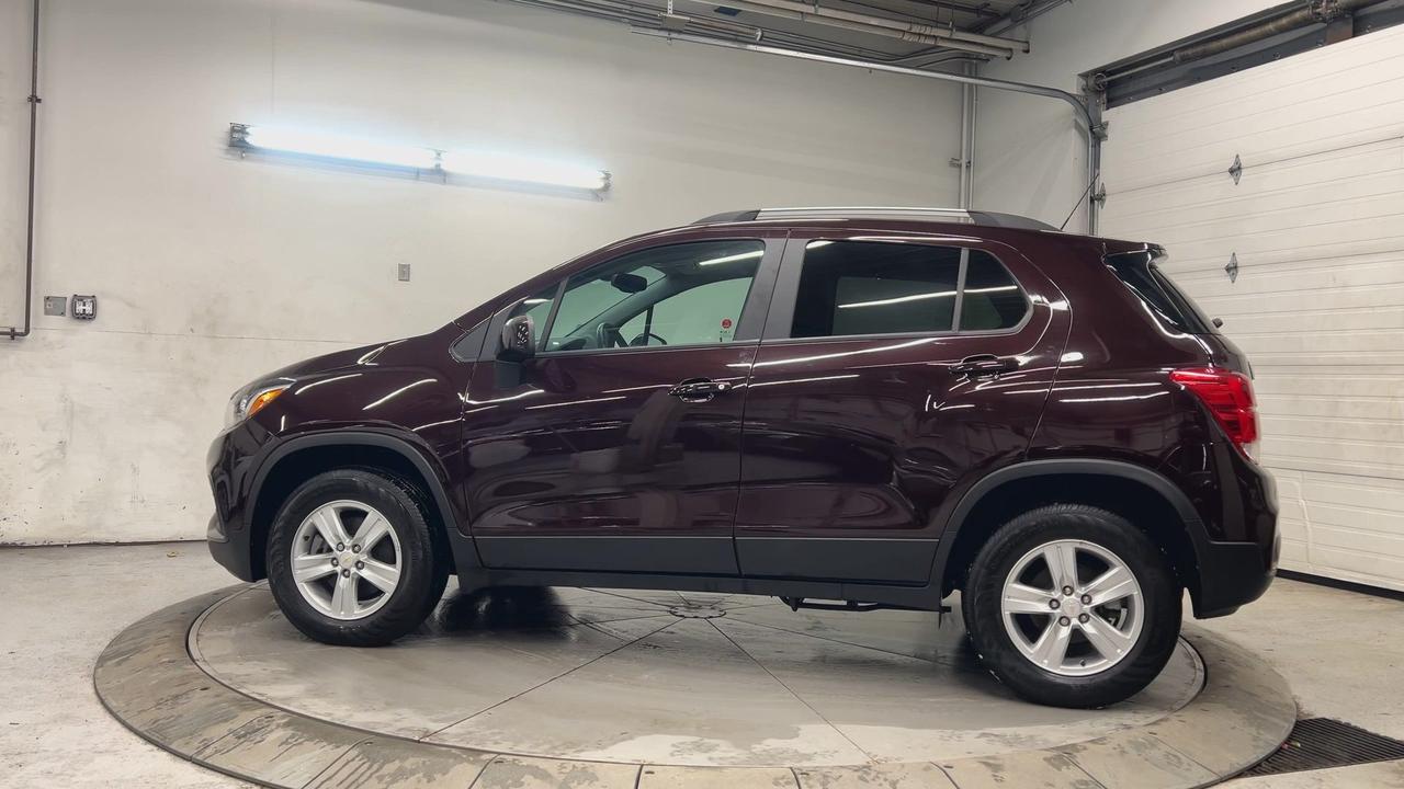 2022 Chevrolet Trax LT AWD | LEATHER | CARPLAY | REMOTE START | A/C Photo