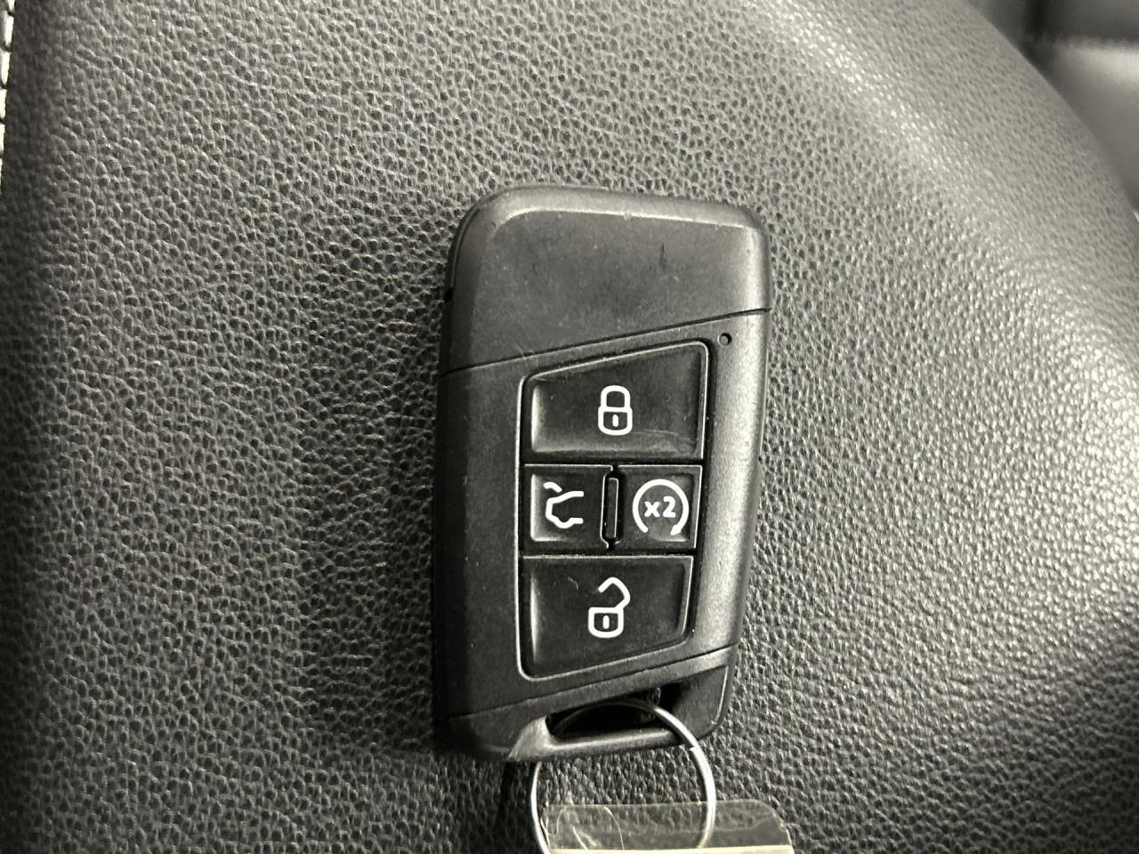 2022 Volkswagen Jetta JUST LANDED Photo