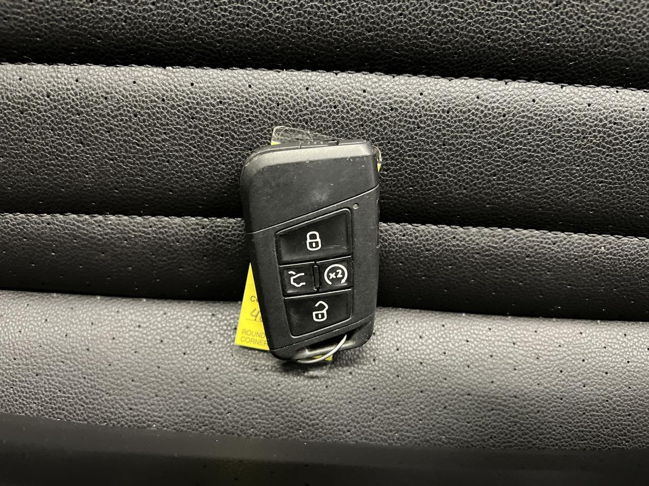 2022 Volkswagen Jetta COMFORTLINE | HTD LEATHER | CARPLAY | REMOTE START Photo