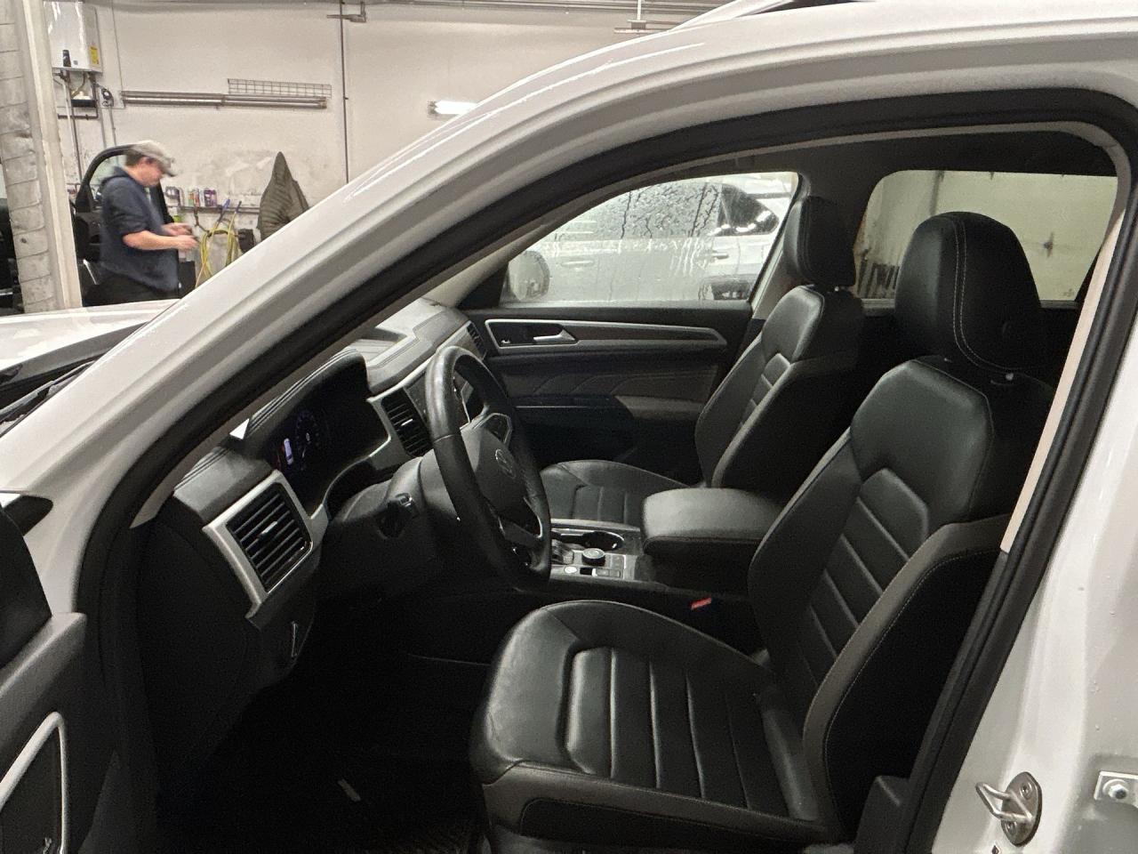 2021 Volkswagen Atlas JUST LANDED Photo