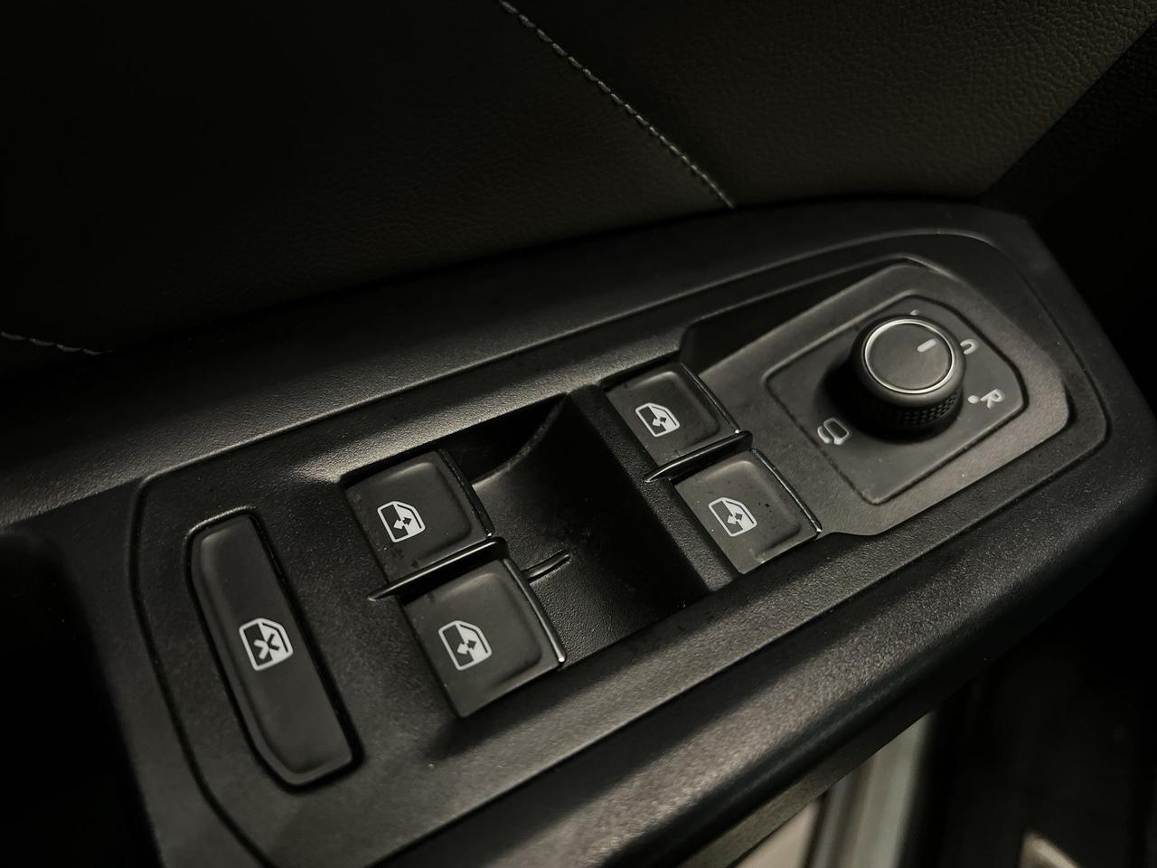 2021 Volkswagen Atlas EXECLINE AWD| 7-PASS|3.6L V6| LEATHER|PANO ROOF Photo