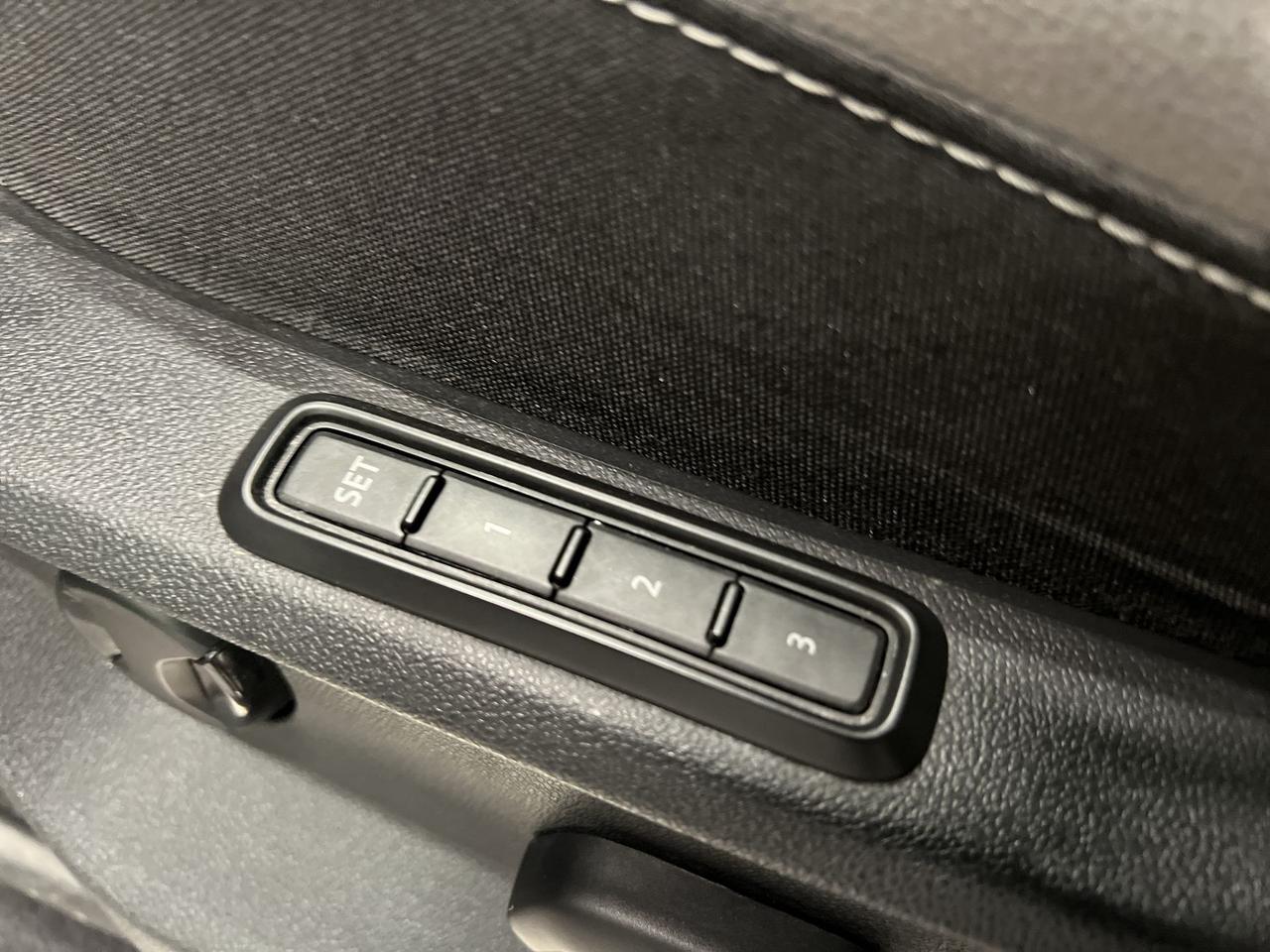 2021 Volkswagen Atlas EXECLINE AWD| 7-PASS|3.6L V6| LEATHER|PANO ROOF Photo