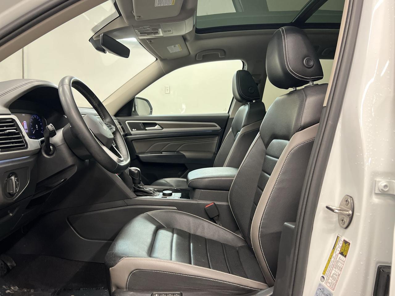 2021 Volkswagen Atlas EXECLINE AWD| 7-PASS|3.6L V6| LEATHER|PANO ROOF Photo
