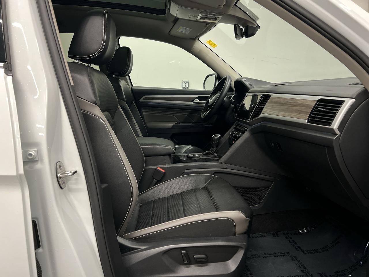 2021 Volkswagen Atlas EXECLINE AWD| 7-PASS|3.6L V6| LEATHER|PANO ROOF Photo