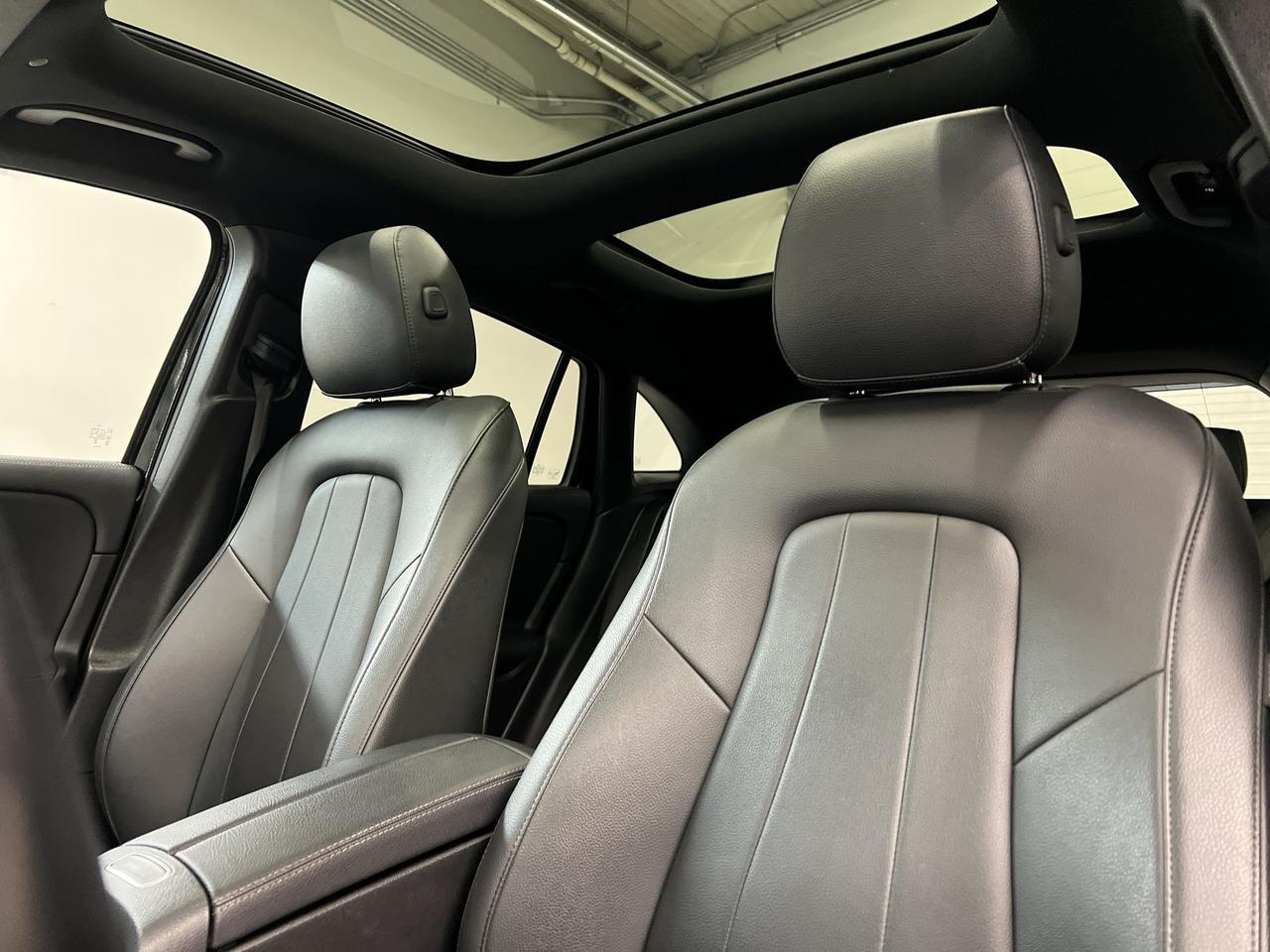 2023 Mercedes-Benz GLA 250 AWD | HTD LEATHER | SUNROOF | 19-INCH ALLOYS Photo