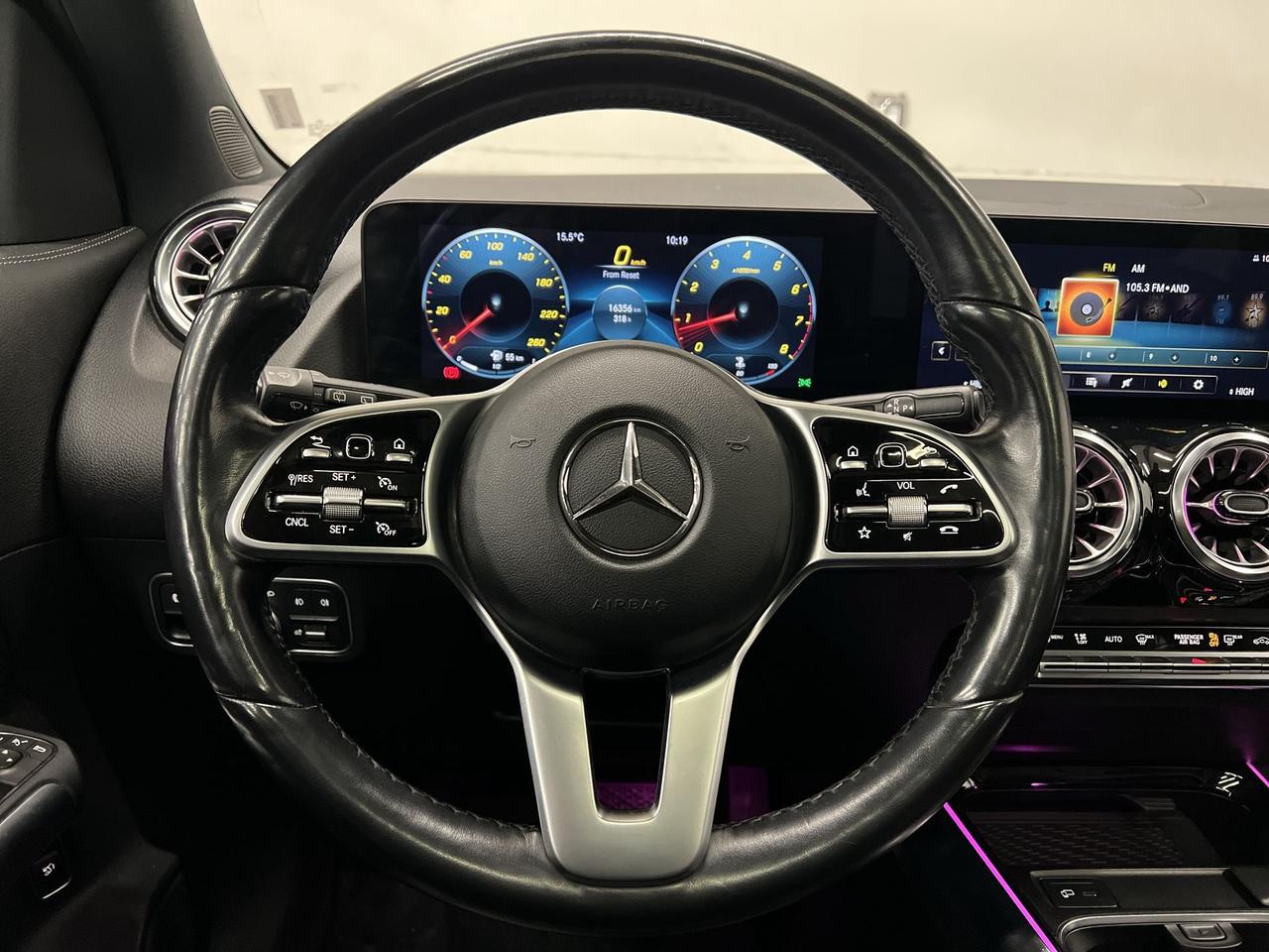 2023 Mercedes-Benz GLA 250 AWD | HTD LEATHER | SUNROOF | 19-INCH ALLOYS Photo