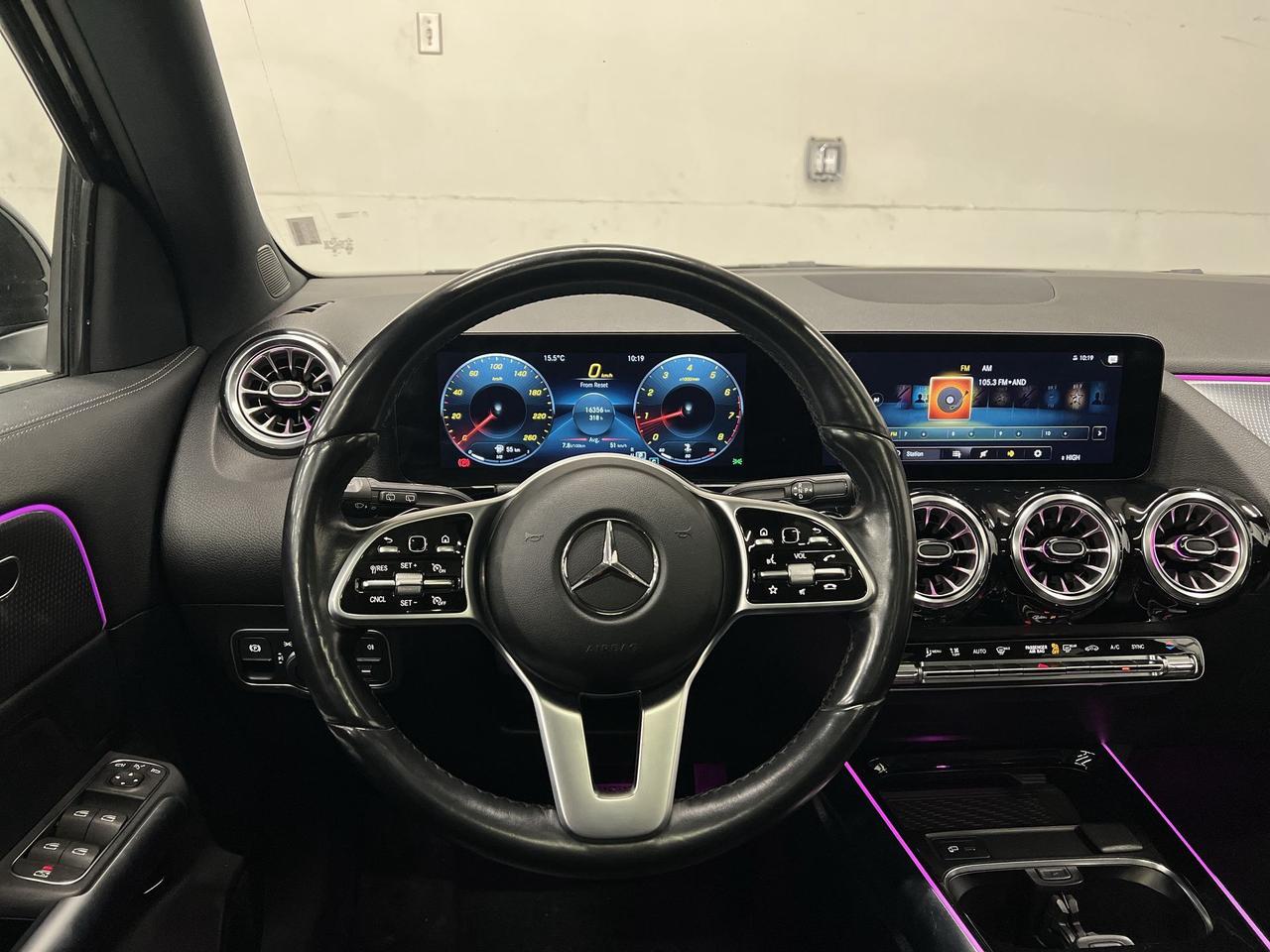 2023 Mercedes-Benz GLA 250 AWD | HTD LEATHER | SUNROOF | 19-INCH ALLOYS Photo