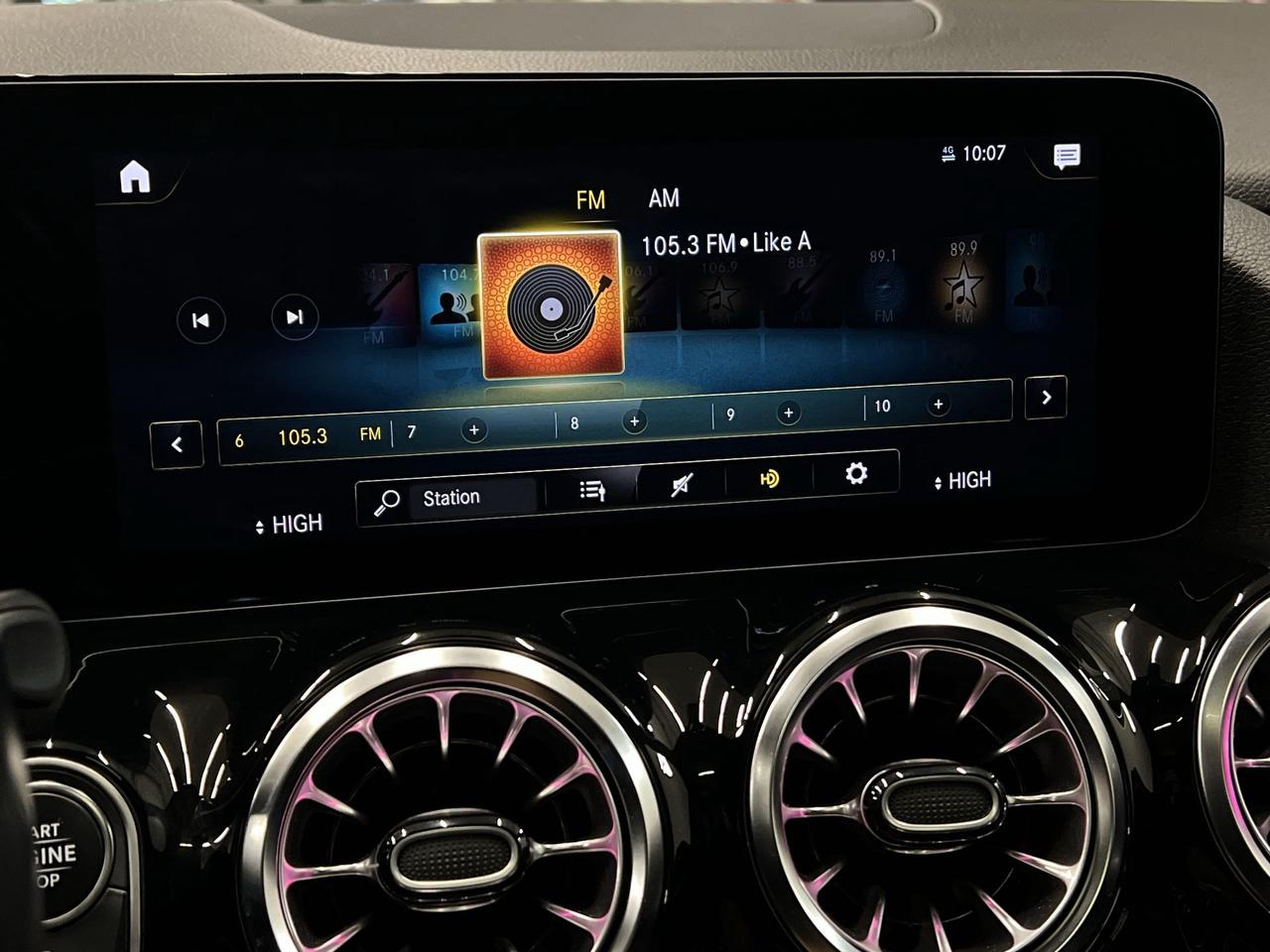 2023 Mercedes-Benz GLA 250 AWD | HTD LEATHER | SUNROOF | 19-INCH ALLOYS Photo