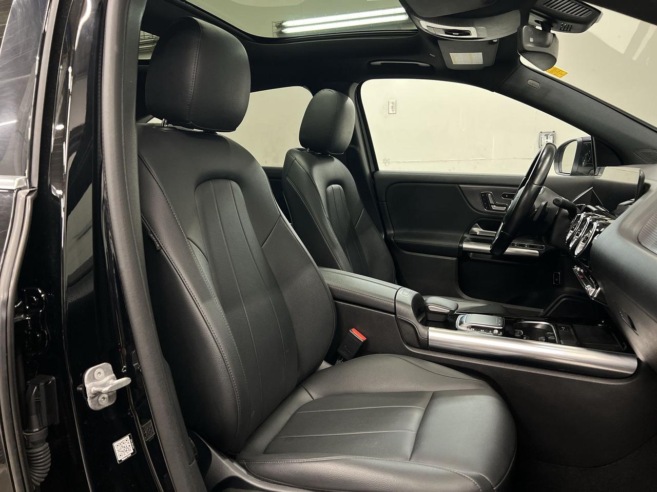 2023 Mercedes-Benz GLA 250 AWD | HTD LEATHER | SUNROOF | 19-INCH ALLOYS Photo