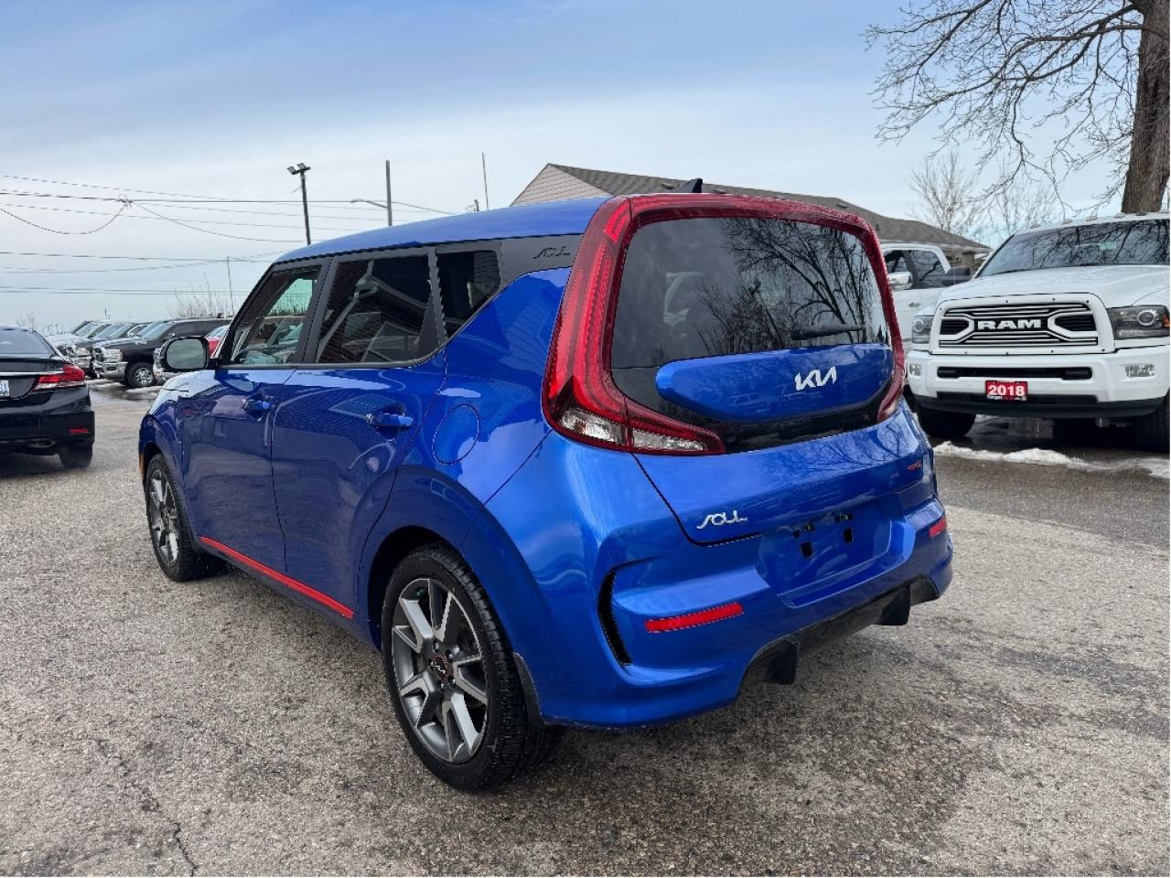 2022 Kia Soul GT-Line Limited, Sharp Looking Car, Drives Great ! Photo4